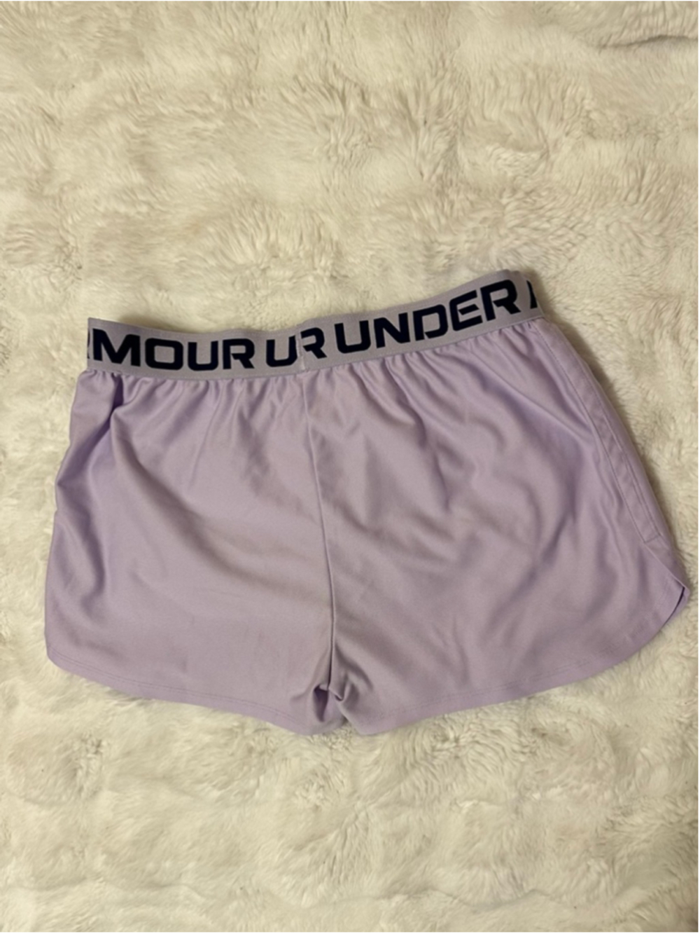 Girls Under Armour Lavender Gray Athletic Shorts XL - Picture 2 of 3